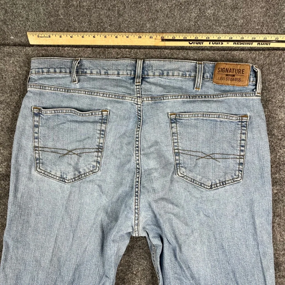 Signature‎ by Levi Strauss Jeans Mens Size 40x36 Light Wash Straight Fit Denim